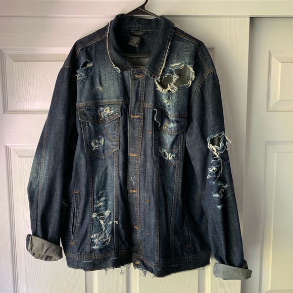 DIY GAP Jean Jacket - Picture 1 of 3